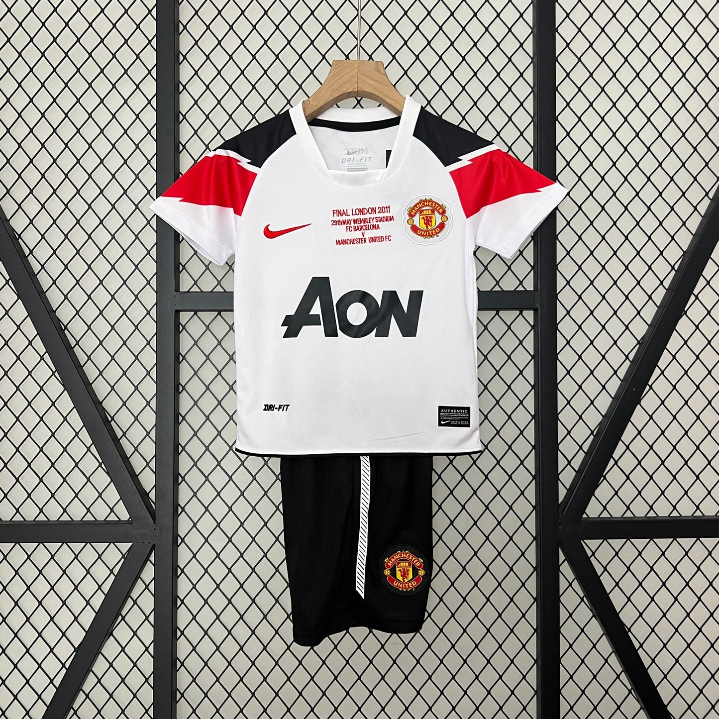 Equipamento Criança Retro Manchester United F.C. Alternativa 10/11