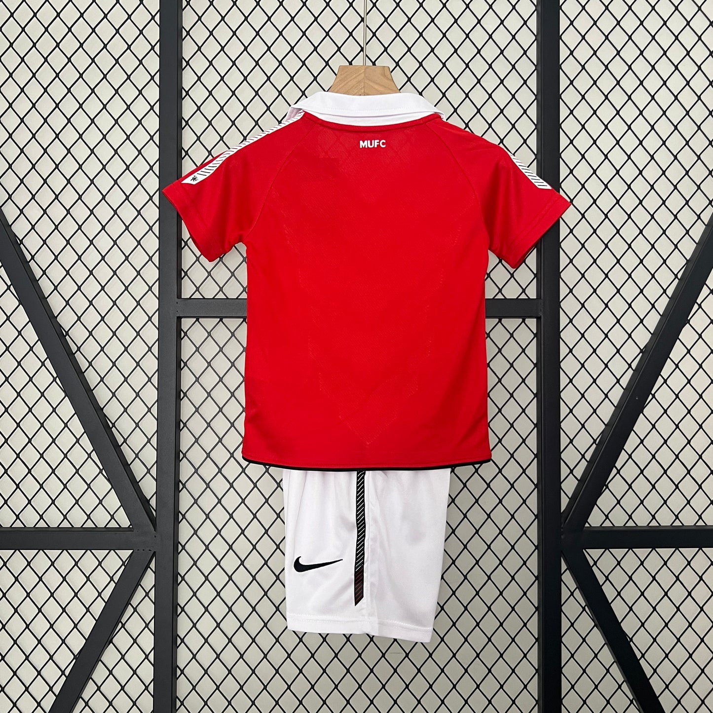 Equipamento Criança Retro Manchester United F.C. Principal 10/11