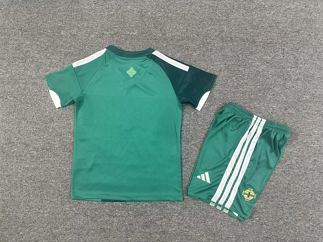 Equipamento Criança Irlanda do Norte Principal 2026