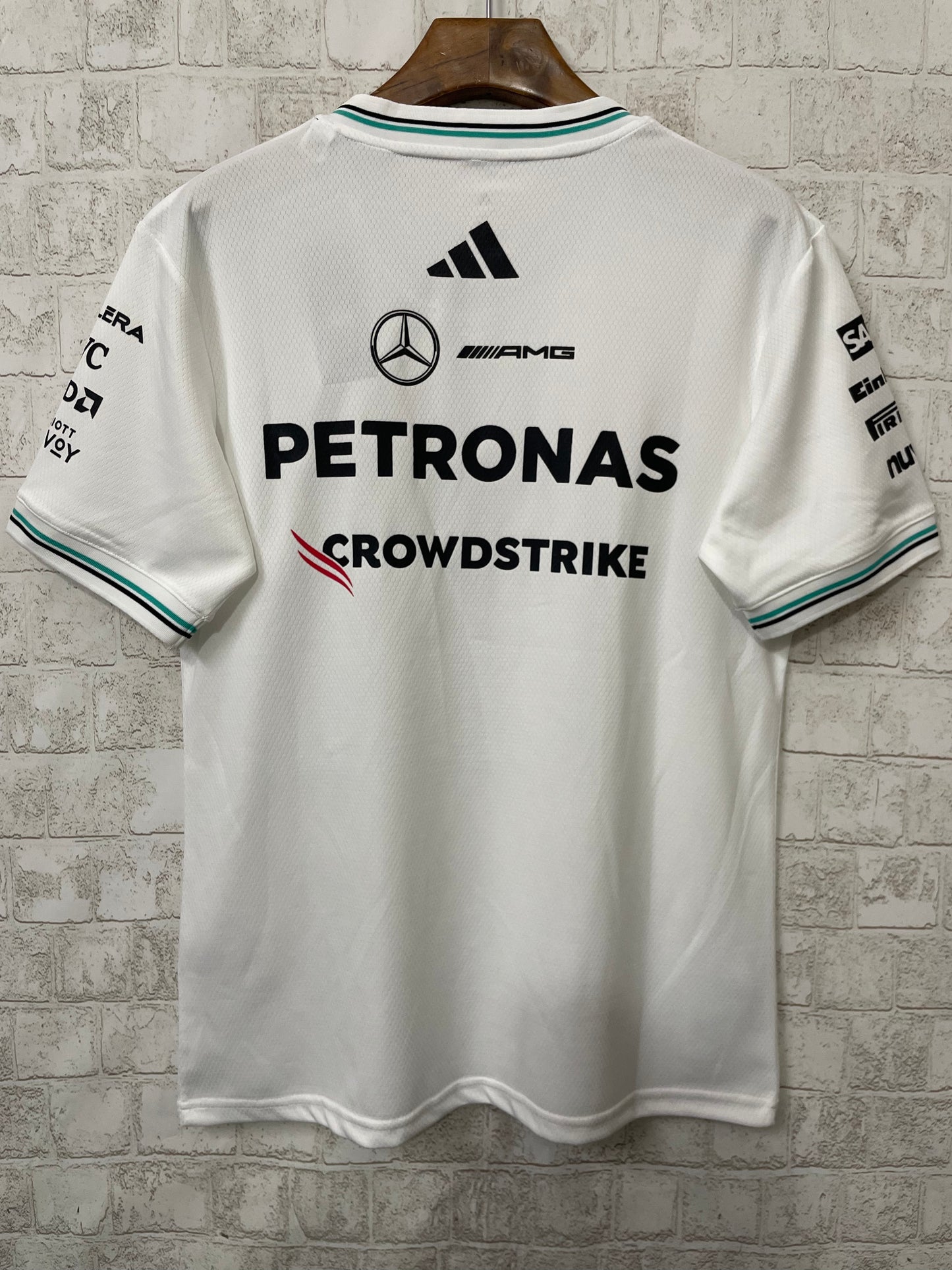 Camisola Mercedes AMG Petronas 2025