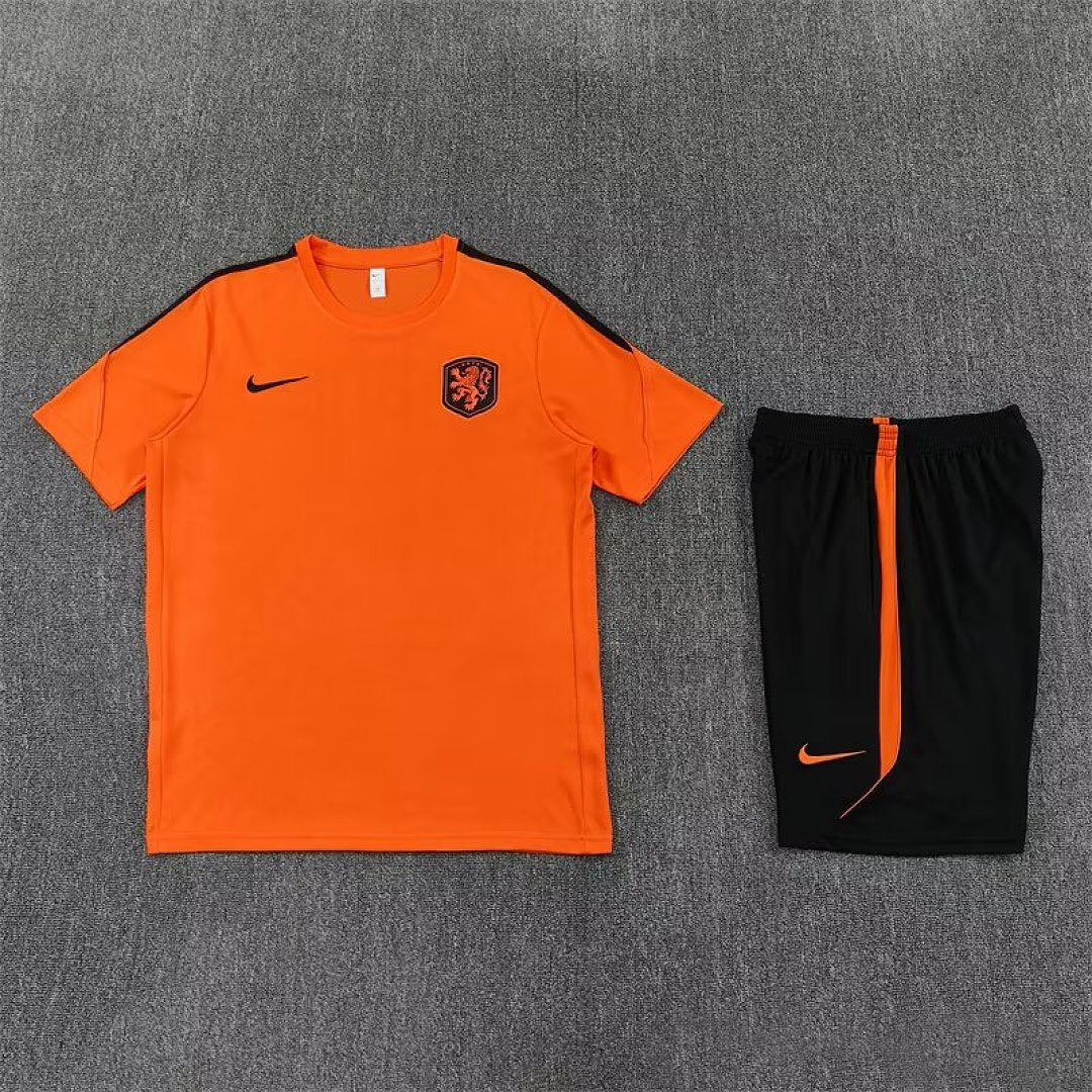 Equipamento Adulto Holanda Treino 2026