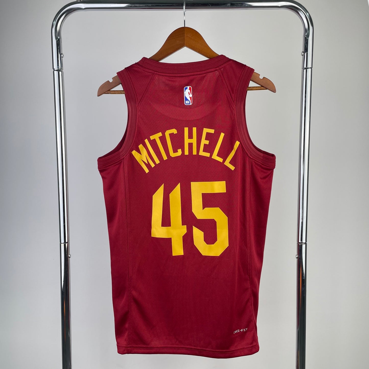 Camisola Cleveland Cavaliers - Donovan Mitchell
