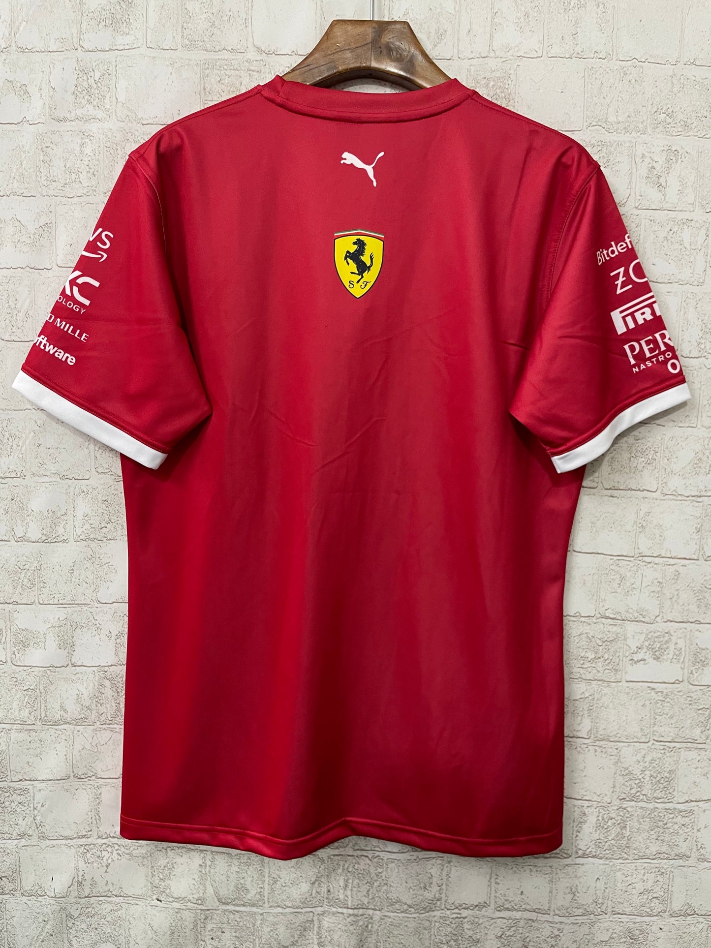 Camisola Scuderia Ferrari 2025
