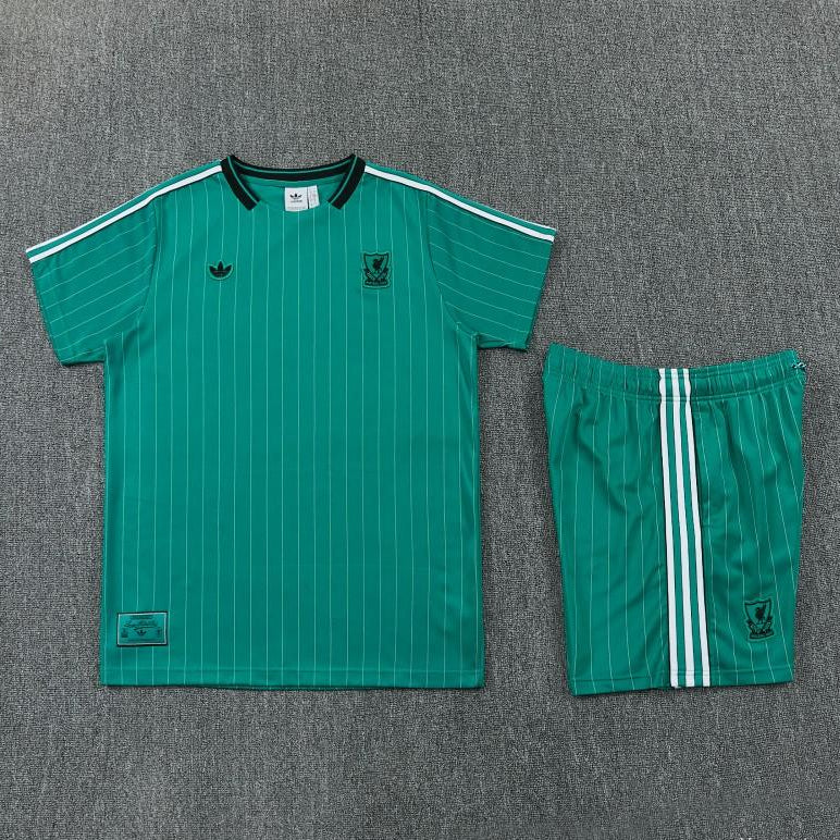 Equipamento Adulto Liverpool Treino 26/27