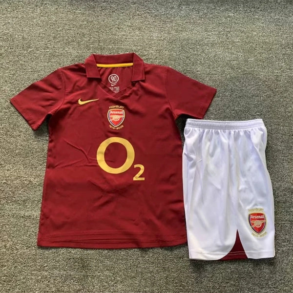 Equipamento Criança Retro Arsenal F.C. Principal 05/06