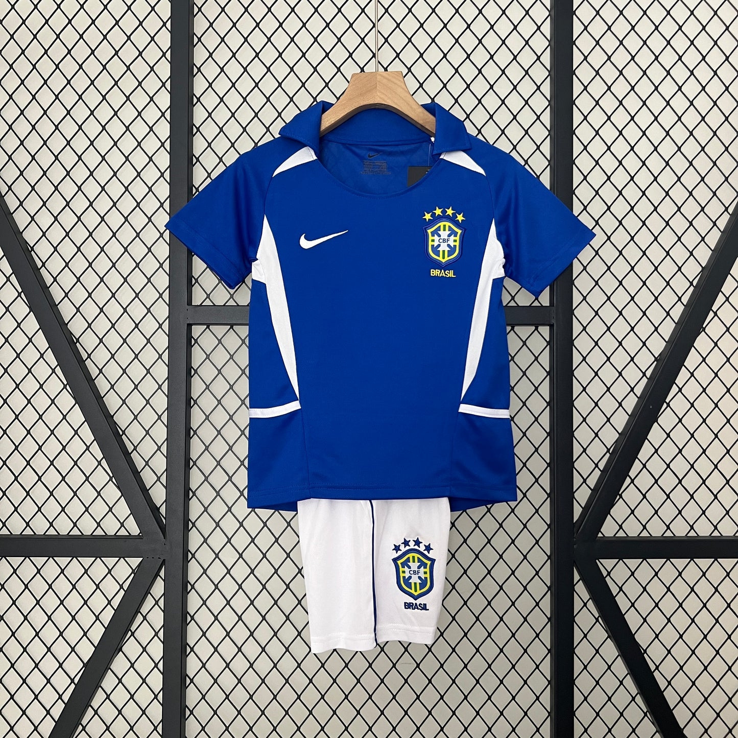 Retro Brasil Equipamento Criança Alternativa 2002
