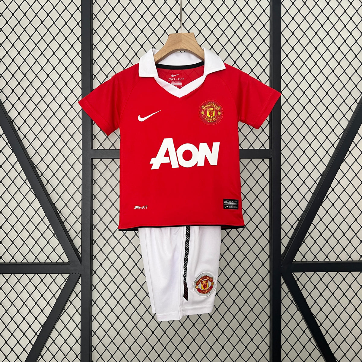 Equipamento Criança Retro Manchester United F.C. Principal 10/11