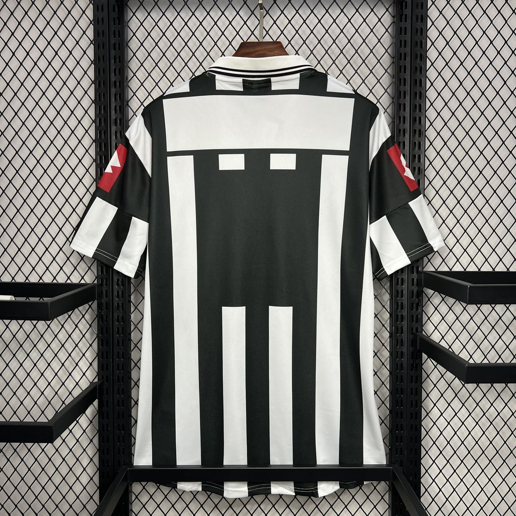 Retro Juventus Principal 2001/02