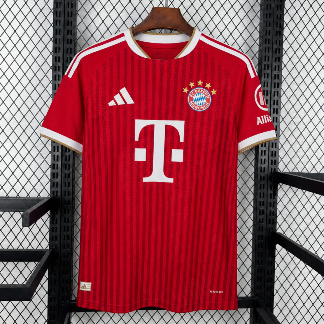 Camisola F.C. Bayern Munich Principal 26/27