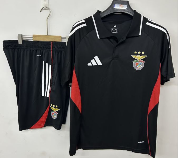 Benfica Equipamento Treino 2025/26